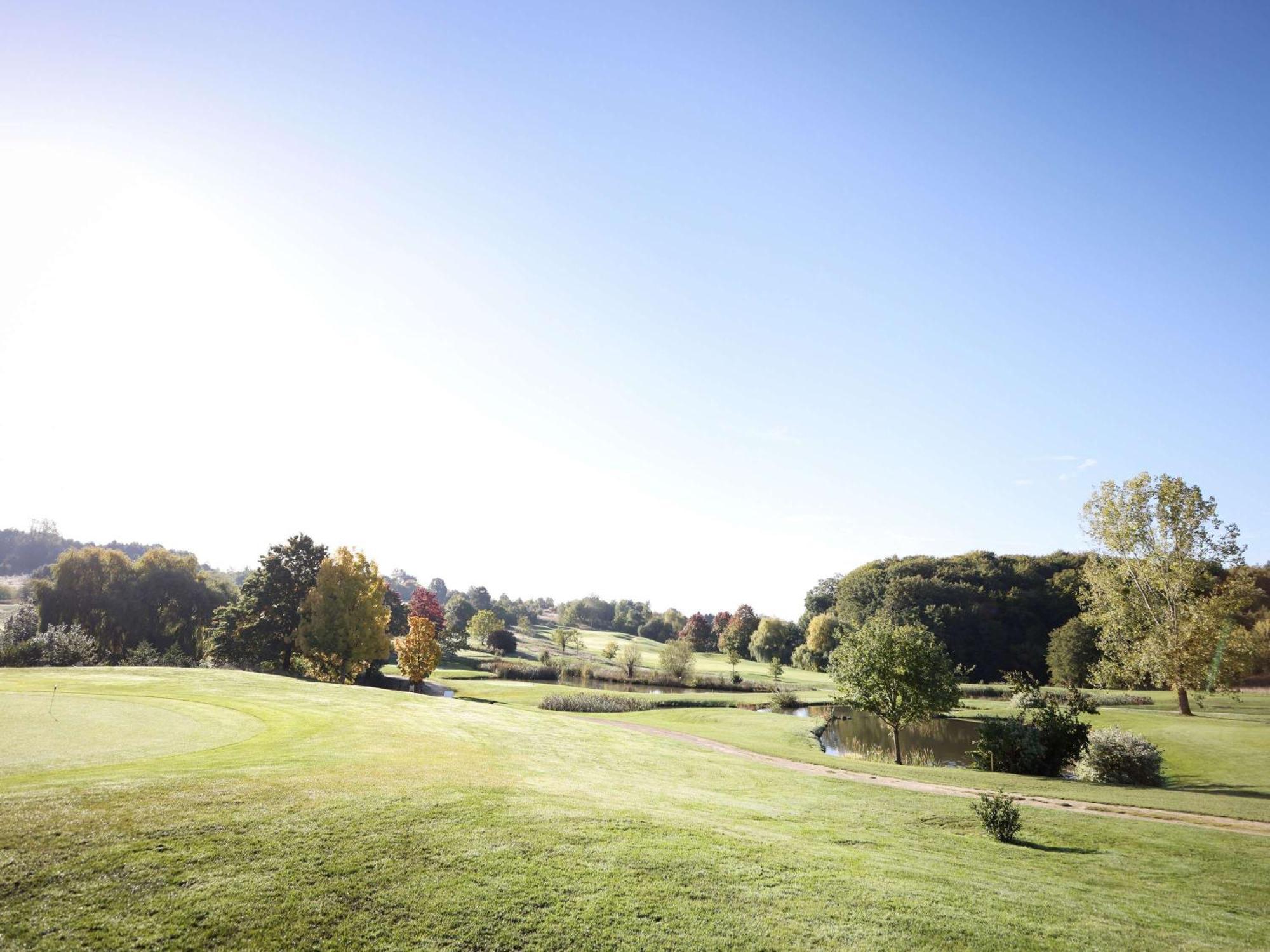 Mercure Luxembourg Kikuoka Golf&Spa Canach Bagian luar foto