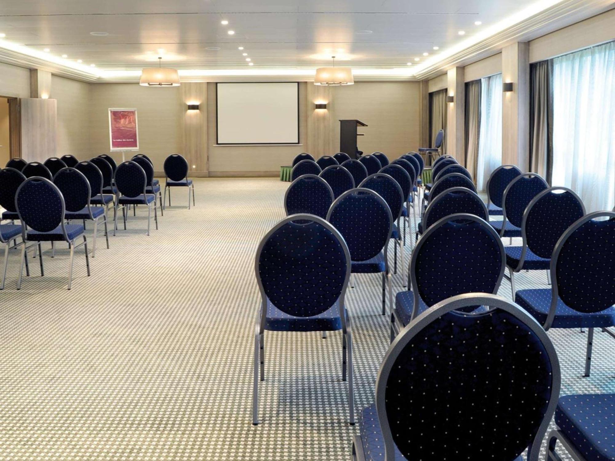 Mercure Luxembourg Kikuoka Golf&Spa Canach Bagian luar foto