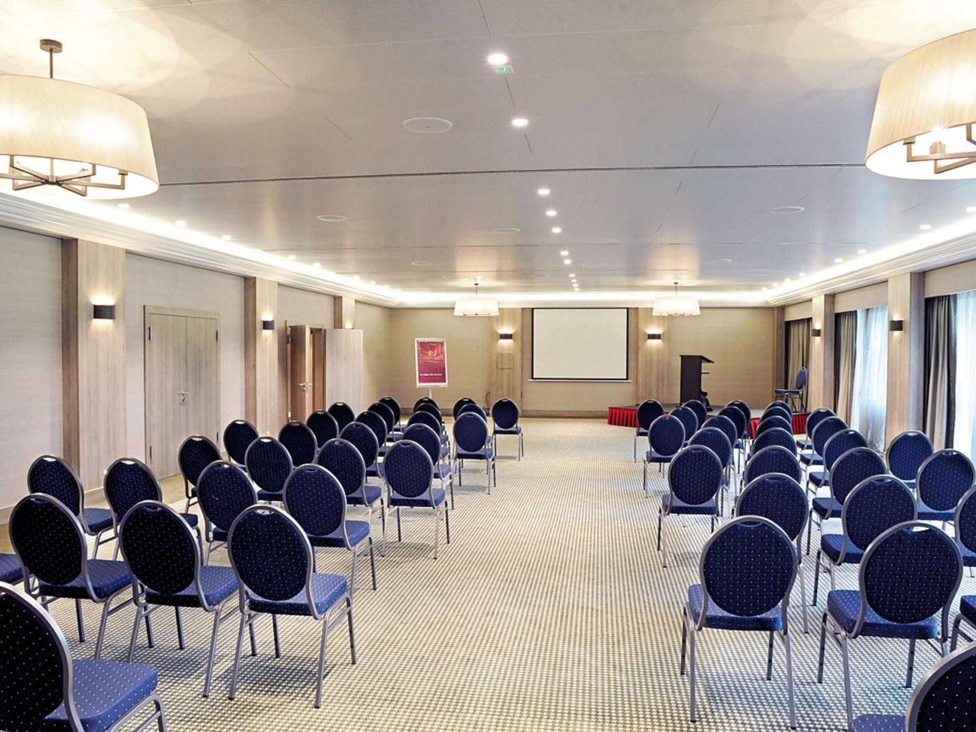 Mercure Luxembourg Kikuoka Golf&Spa Canach Bagian luar foto